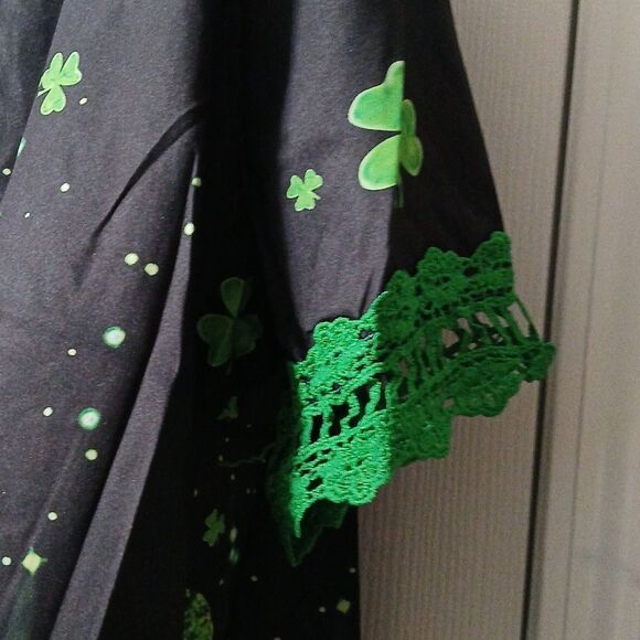 St Patrick;s shamrock short sleeve button down shirt Sz 2X NWOT - Picture 7 of 9